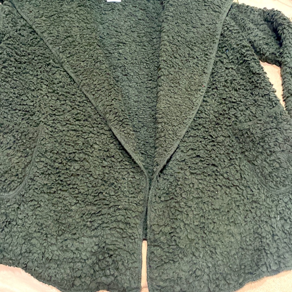 Ladies 💚 - Picture 3 of 6